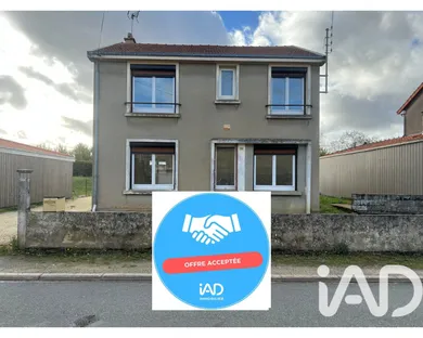 Traditional house at Lys-Haut-Layon (49540)