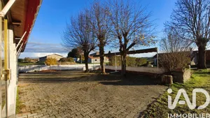 Maison de village à Saint-Georges-Lagricol (43500)