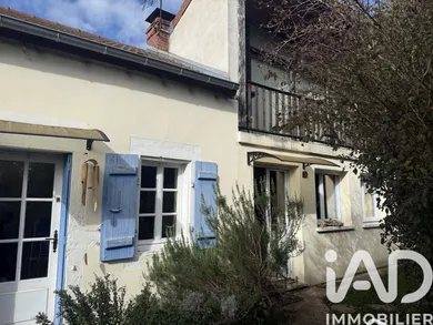 Maison à Gilly-sur-Loire (71160)
