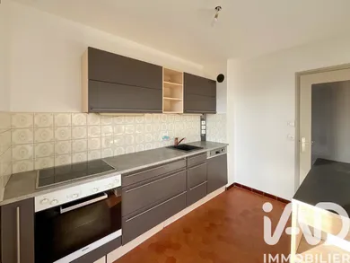 Appartement à Gaillard (74240)