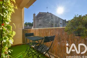 Apartment in Auriol (13390)