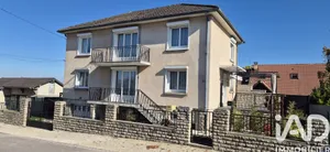 Maison traditionnelle à Saint-Parres-aux-Tertres (10410)