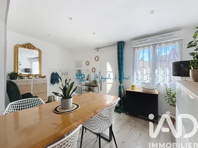 Apartment in Villecresnes (94440)