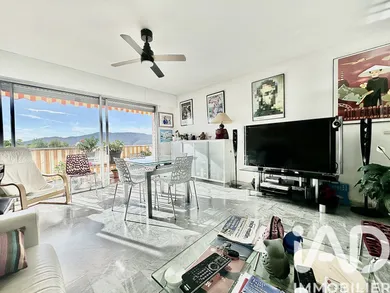 Apartment in Le Cannet (06110)