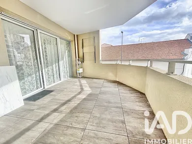 Apartment in Cannes (06150)