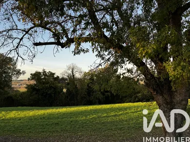 Building plot at Saint-Bonnet-sur-Gironde (17150)
