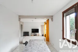 Traditional house at Marolles sur Seine (77130)