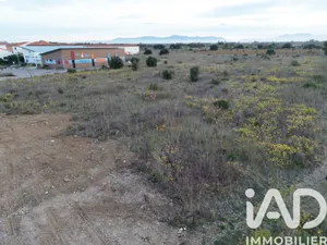 Building plot at Claira (66530)