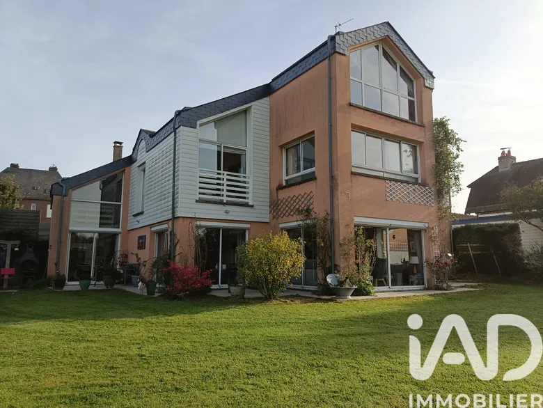 Maison 9 pièces 300 m² · à Londinieres · 300 m² · 772 800 €