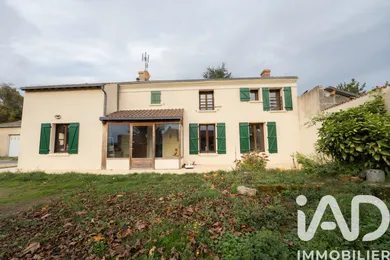 Park home at Doué-en-Anjou (49700)