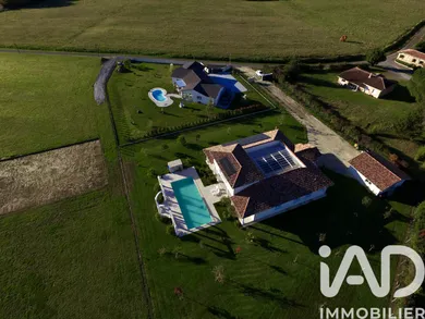 Maison d'architecte à Toujouse (32240)