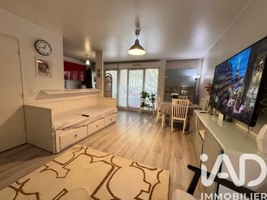 Apartment in Saint-Denis (93200)