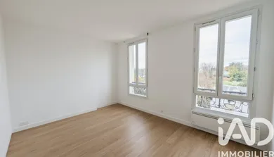 Studio à Saint-Denis (93200)