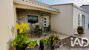 Maison traditionnelle à Talmont-Saint-Hilaire (85440)