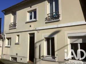 Immeuble à Saint-Denis (93200)