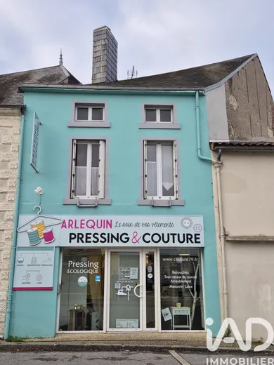 Immeuble à Moncoutant (79320)