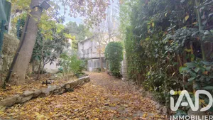 House at Beaumes-de-Venise (84190)