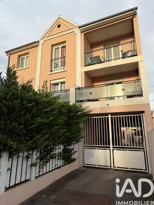 Apartment at Sevran (93270)