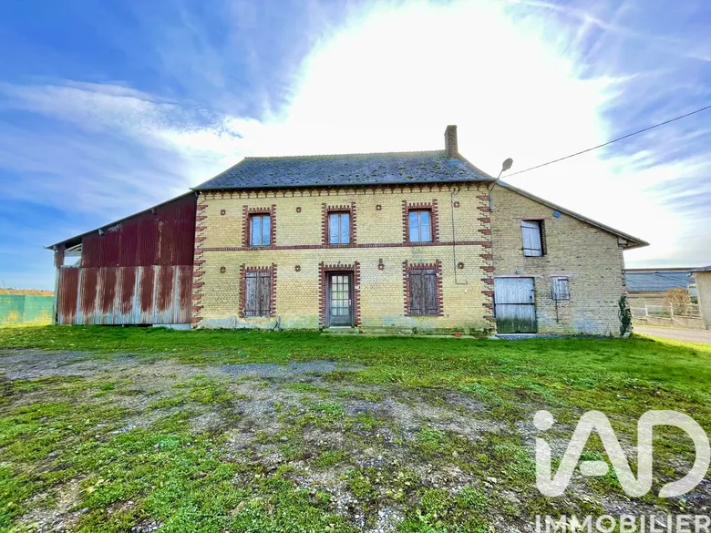 Maison 5 pièces 120 m² · à Grandchamp · 120 m² · 69 000 €