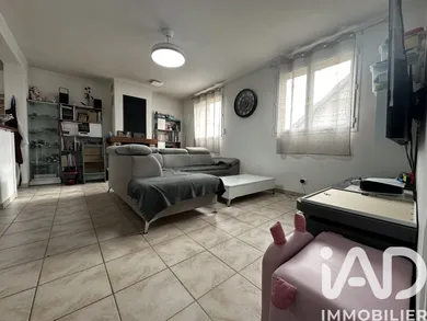 House in Compertrix (51510)
