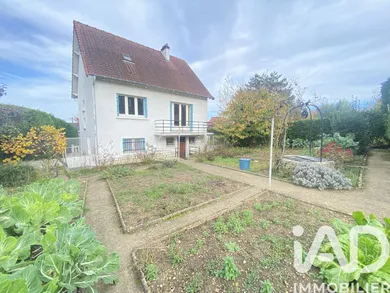 House in Combs-la-Ville (77380)