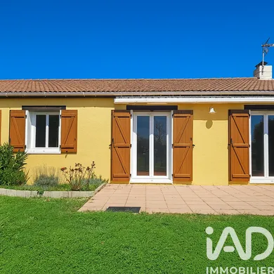 Maison traditionnelle à Brains (44830)