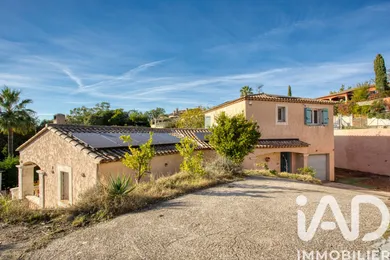 House at Les Adrets-de-l'Estérel (83600)