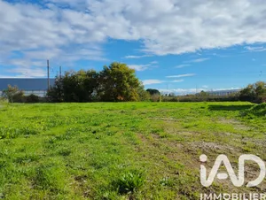 Building plot at Pierrelatte (26700)