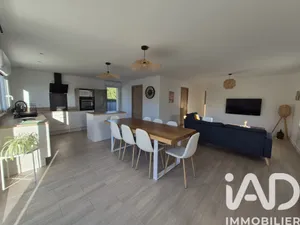 Traditional house at Soulac-sur-Mer (33780)