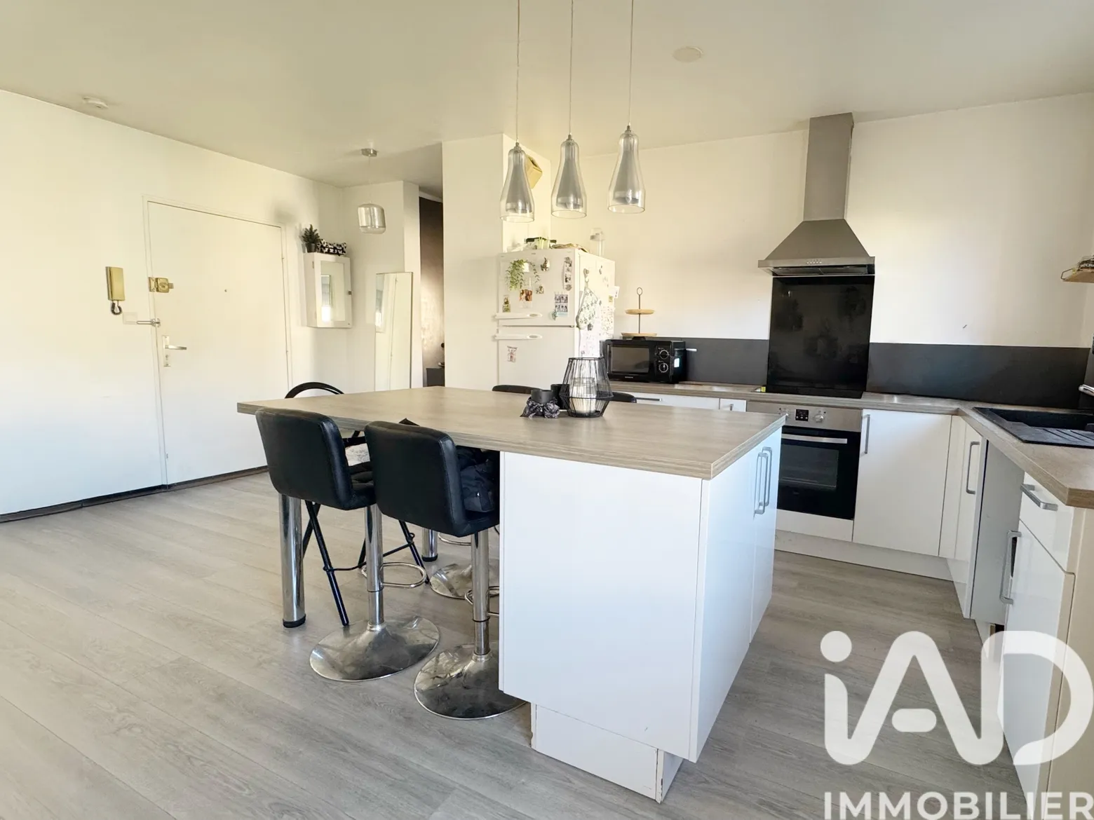 Vente appartement à Ollioules (83190) : appartement 2 pièces 47 m² — 2