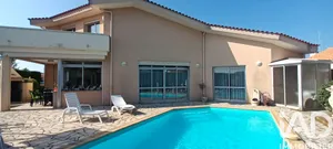 Architectural house in Les Sables-d'Olonne (85100)