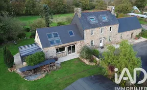 Longere at Pluzunet (22140)