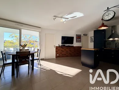 Apartment in La Farlède (83210)