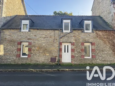 Townhouse in Guingamp (22200)