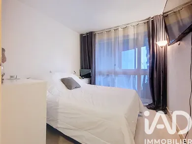 Apartment in Grigny (91350)