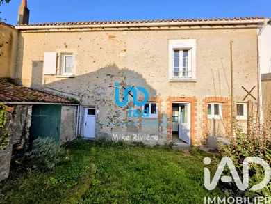 Maison de ville à La Chapelle-Heulin (44330)