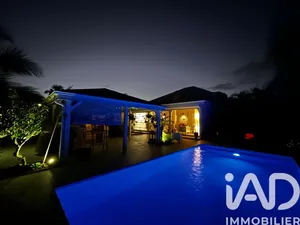 House at Saint-François (97118)