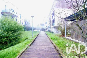 Appartement à Bussy-Saint-Georges (77600)