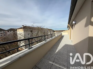 Apartment in Meaux (77100)