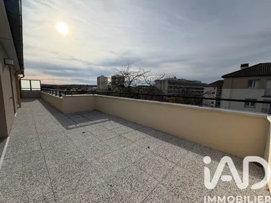 Apartment in Meaux (77100)