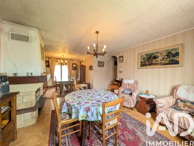 House in Mialet (24450)