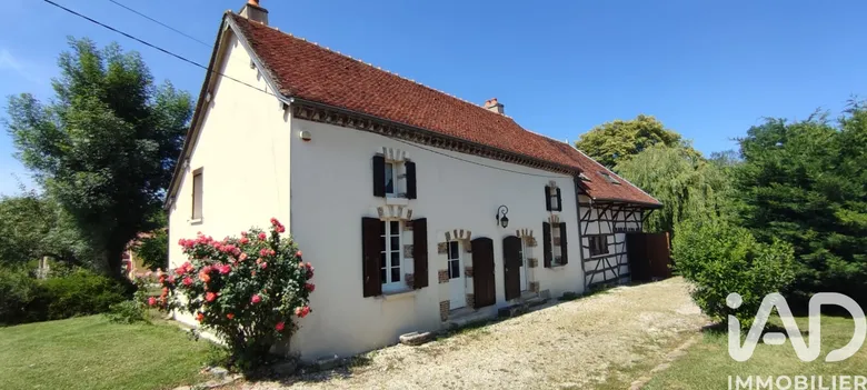 Maison 8 pièces 190 m² · à Fays-la-Chapelle · 190 m² · 255 000 €