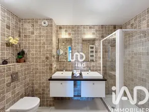 Appartement à Roquebrune-Cap-Martin (06190)