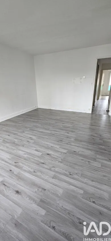 Apartment in Savigny-sur-Orge (91600)
