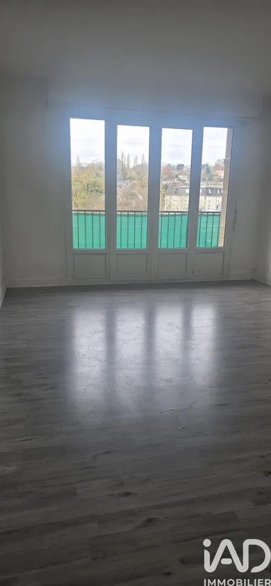 Apartment in Savigny-sur-Orge (91600)