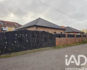 Traditional house at BEUVRAGES (59192)