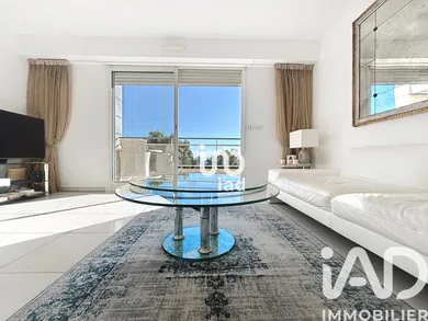 Apartment in Roquebrune-Cap-Martin (06190)