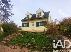 Maison traditionnelle à Saint-Agnan (89340)