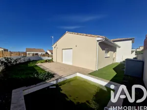 Traditional house at NISSAN LEZ ENSERUNE (34440)