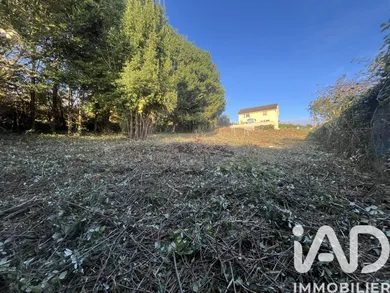Terrain à bâtir à La Grande-Paroisse (77130)